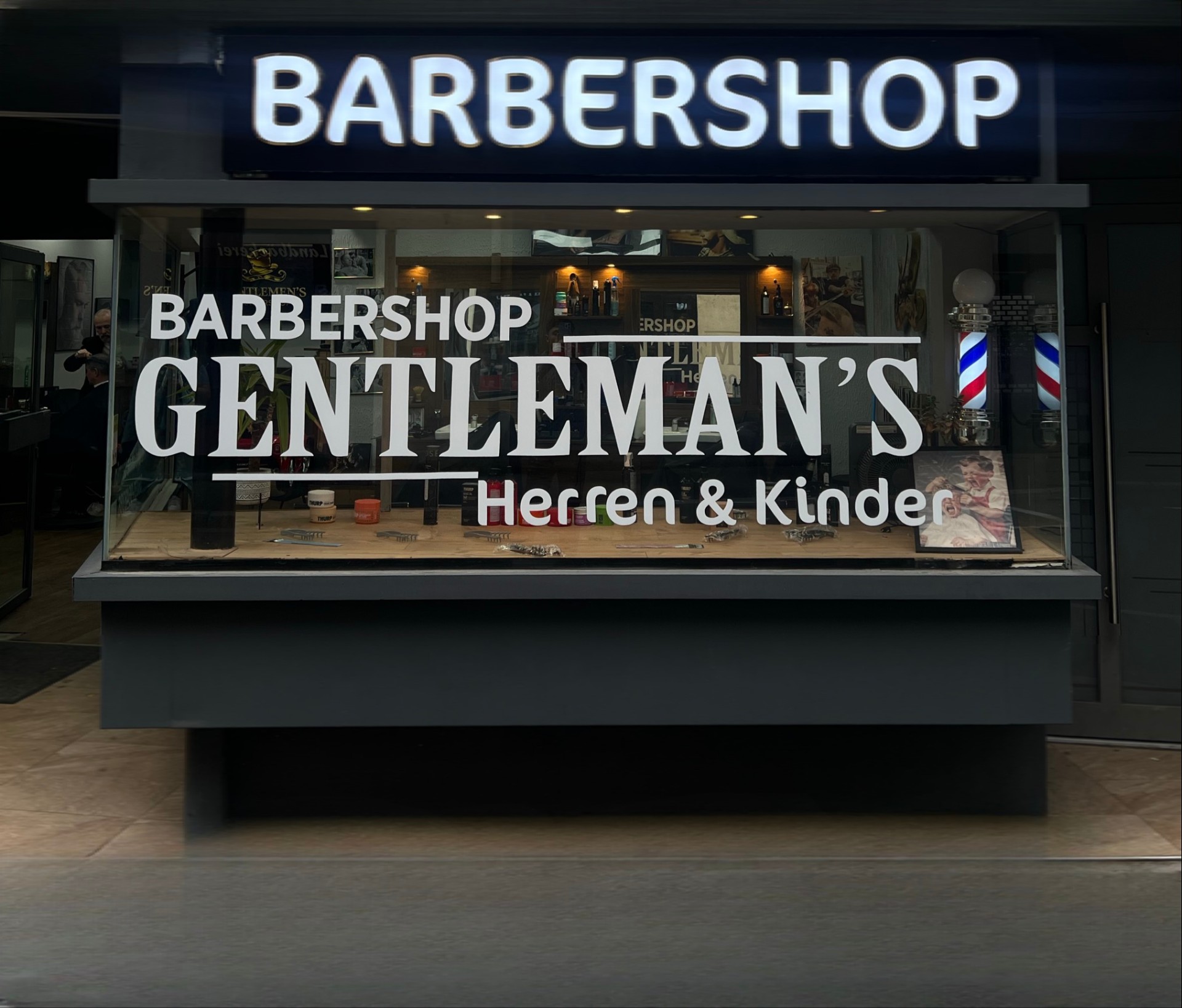 Barbershop Außenansicht